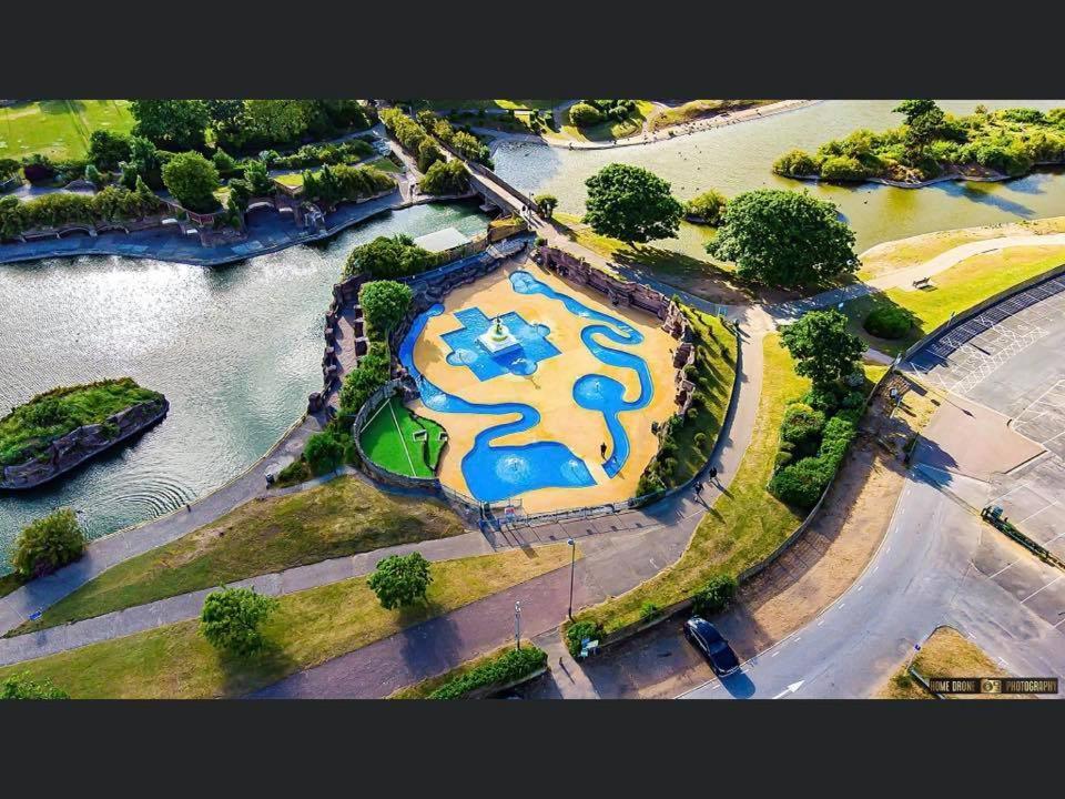 Beach Court Holiday Apartments Skegness Luaran gambar