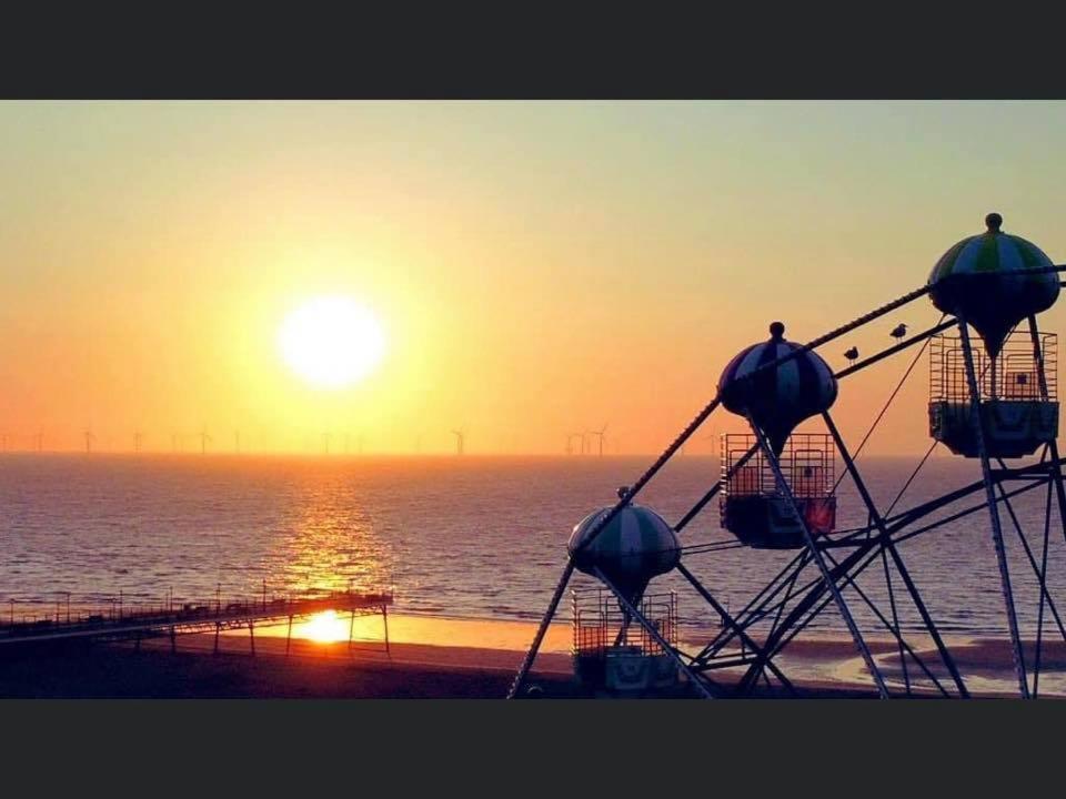 Beach Court Holiday Apartments Skegness Luaran gambar